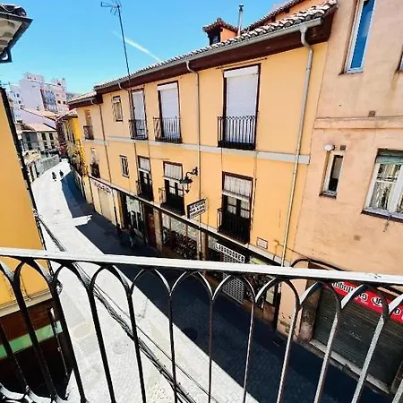 Arquitecto De La Vida- Plaza Mayor Guest house *
