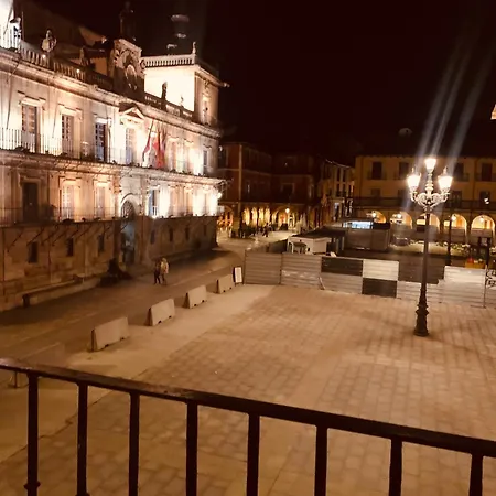 Arquitecto De La Vida- Plaza Mayor León