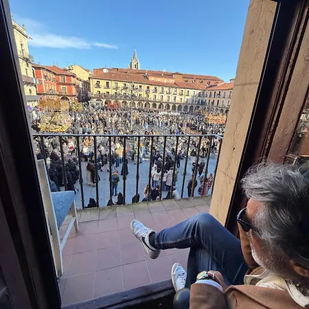 Arquitecto De La Vida I - Plaza Mayor Pensión León